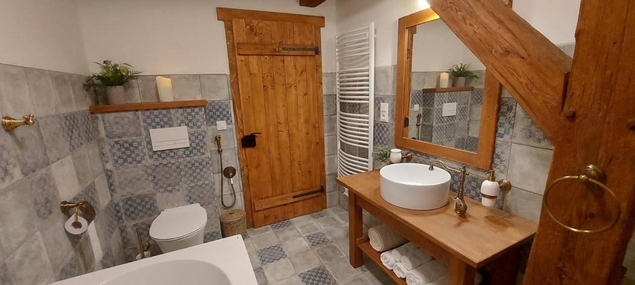 Malesov Apartmany Ve Starem Pivovaru מראה חיצוני תמונה
