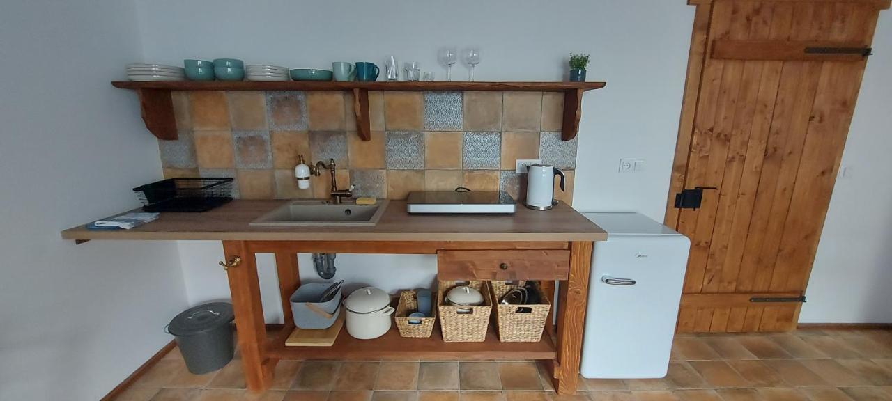 Malesov Apartmany Ve Starem Pivovaru מראה חיצוני תמונה