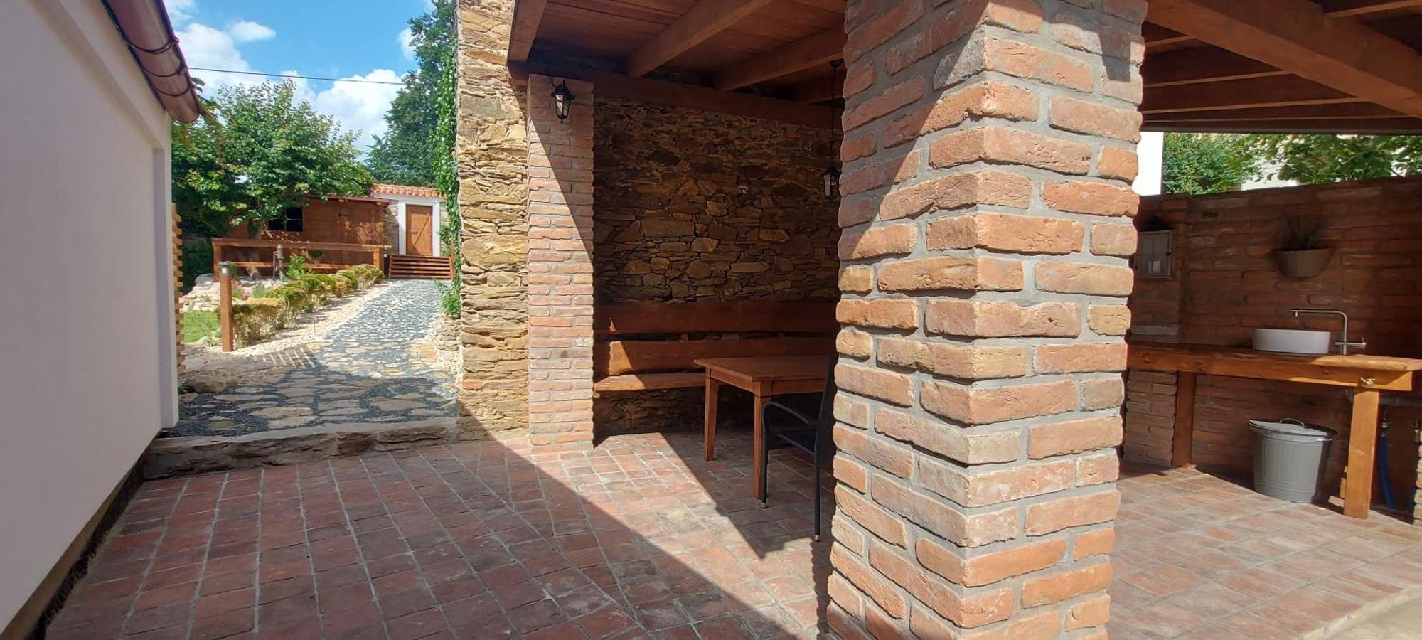 Malesov Apartmany Ve Starem Pivovaru מראה חיצוני תמונה