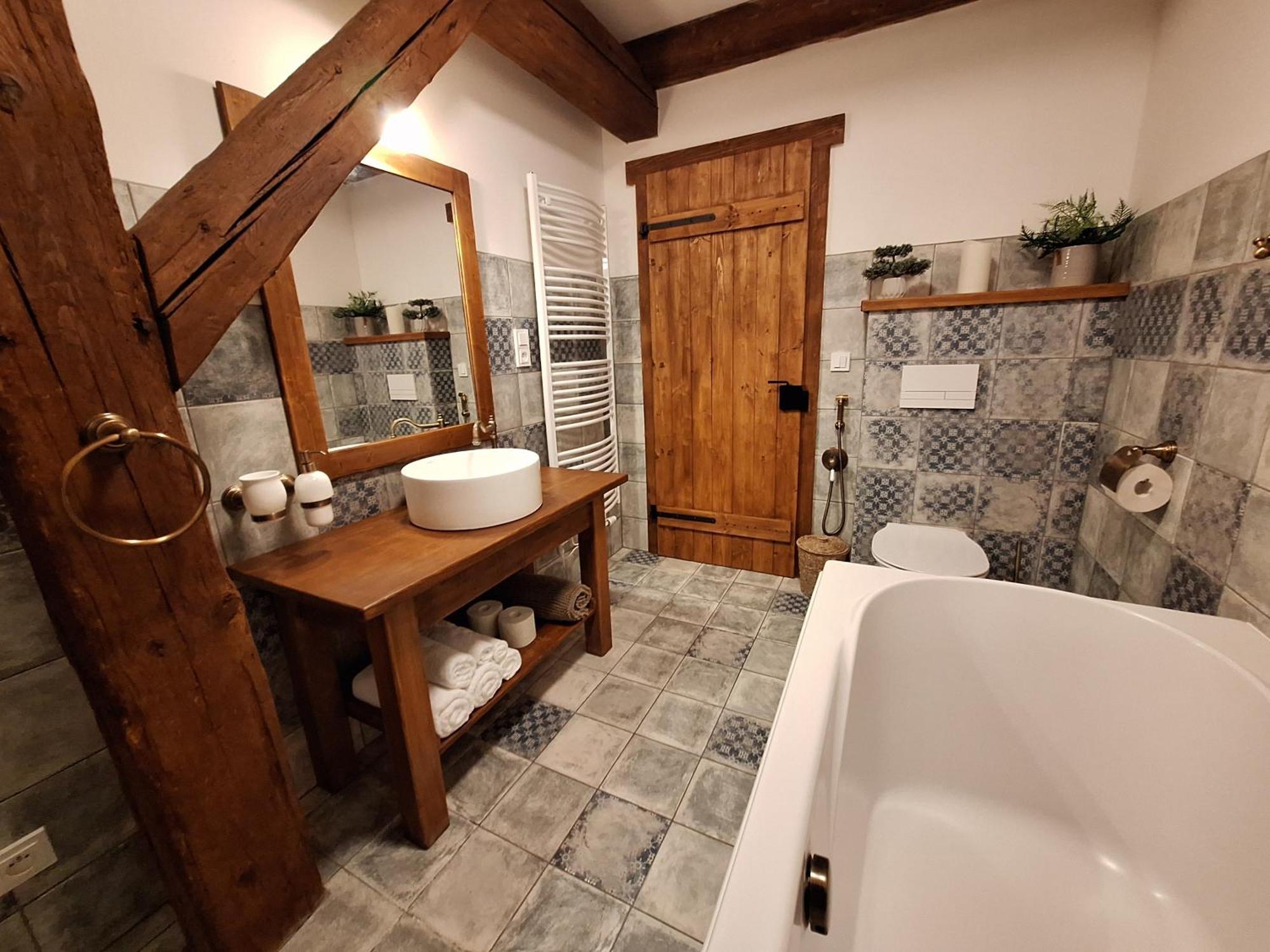 Malesov Apartmany Ve Starem Pivovaru מראה חיצוני תמונה